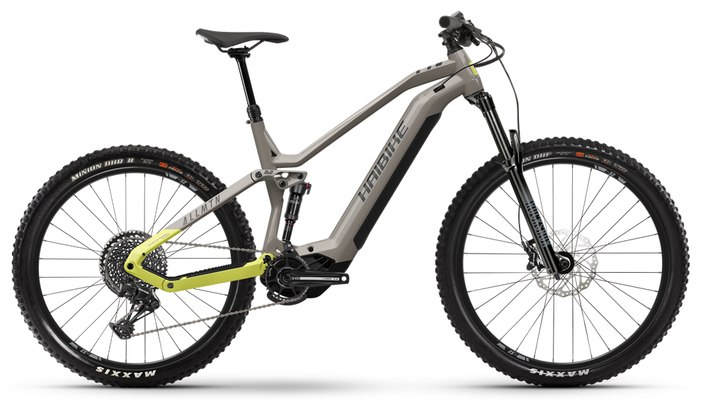 Race cycles 2025 uk